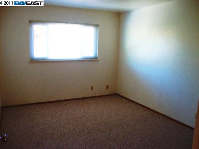 1721 ALAMEDA AVENUE, ALAMEDA, California 94501-4003, ,Comm Ri Multi-units 5+,For Sale,ALAMEDA AVENUE,40550573
