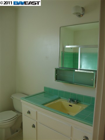 1721 ALAMEDA AVENUE, ALAMEDA, California 94501-4003, ,Comm Ri Multi-units 5+,For Sale,ALAMEDA AVENUE,40550573