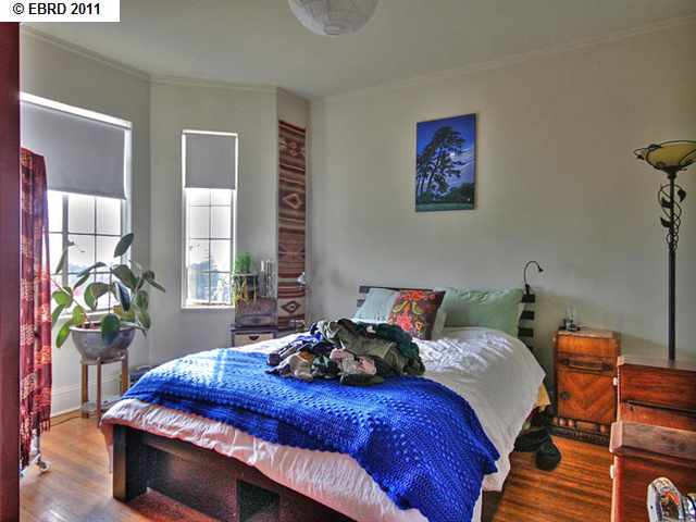1332 SHATTUCK AVE, BERKELEY, California 94709-1479, ,Comm Ri Multi-units 5+,For Sale,SHATTUCK AVE,40551394