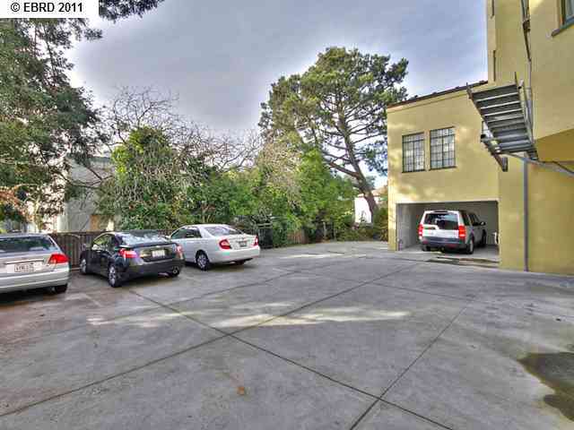 1332 SHATTUCK AVE, BERKELEY, California 94709-1479, ,Comm Ri Multi-units 5+,For Sale,SHATTUCK AVE,40551394