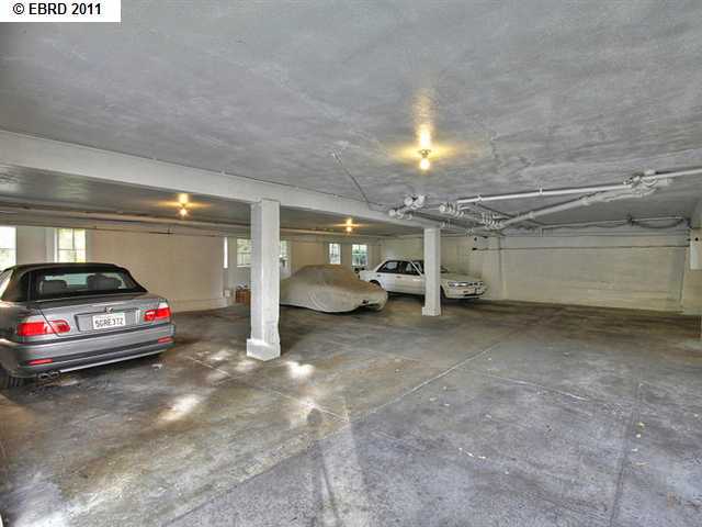 1332 SHATTUCK AVE, BERKELEY, California 94709-1479, ,Comm Ri Multi-units 5+,For Sale,SHATTUCK AVE,40551394
