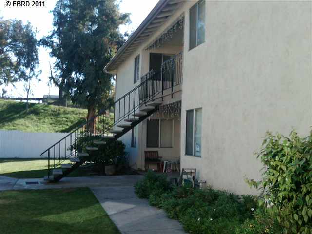 164 Frontage Rd., RIPON, California 95366, ,Comm Ri Multi-units 5+,For Sale,Frontage Rd.,40551446