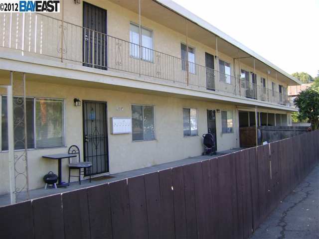 22597 7TH ST, HAYWARD, California 94541, ,Comm Ri Multi-units 5+,For Sale,7TH ST,40556097
