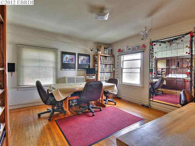 2412 STUART ST, BERKELEY, California 94705-1116, ,Comm Ri Multi-units 5+,For Sale,STUART ST,40560150