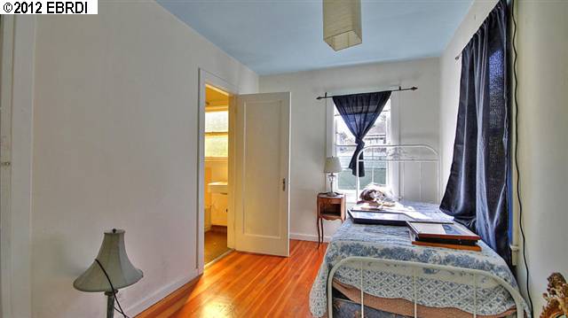 2412 STUART ST, BERKELEY, California 94705-1116, ,Comm Ri Multi-units 5+,For Sale,STUART ST,40560150