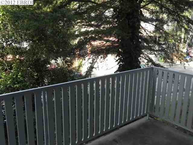 8036 GREENRIDGE DR, OAKLAND, California 94605-3704, ,Comm Ri Multi-units 5+,For Sale,GREENRIDGE DR,40560256