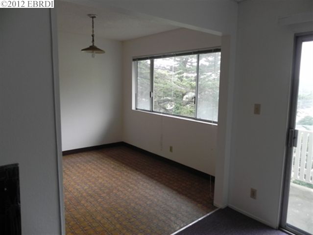 8036 GREENRIDGE DR, OAKLAND, California 94605-3704, ,Comm Ri Multi-units 5+,For Sale,GREENRIDGE DR,40560256