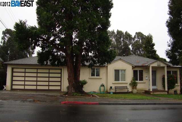 1609 E ST, HAYWARD, California 94541-5326, ,Comm Ri Multi-units 5+,For Sale,E ST,40560623