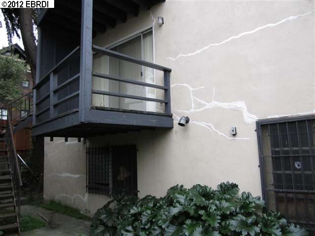 488 CHETWOOD ST, OAKLAND, California 94610-2649, ,Comm Ri Multi-units 5+,For Sale,CHETWOOD ST,40561708