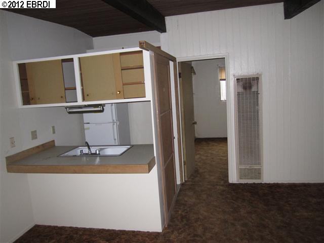 488 CHETWOOD ST, OAKLAND, California 94610-2649, ,Comm Ri Multi-units 5+,For Sale,CHETWOOD ST,40561708
