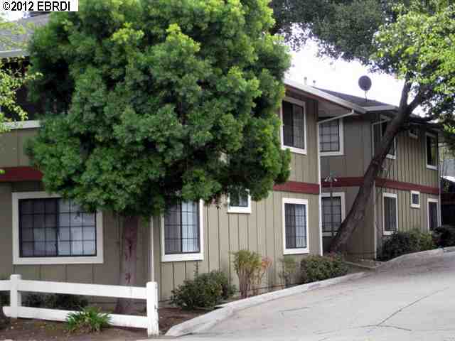 2520 38TH AVE, OAKLAND, California 94601-3806, ,Comm Ri Multi-units 5+,For Sale,38TH AVE,40561817