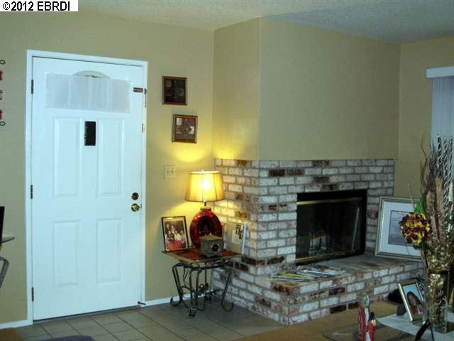 2520 38TH AVE, OAKLAND, California 94601-3806, ,Comm Ri Multi-units 5+,For Sale,38TH AVE,40561817