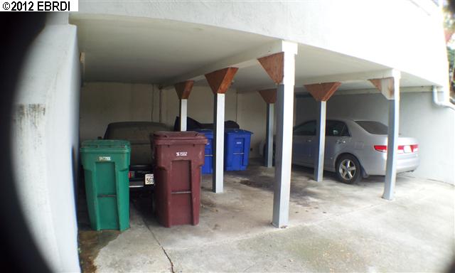 637 VALLE VISTA AVE, OAKLAND, California 94610-1946, ,Comm Ri Multi-units 5+,For Sale,VALLE VISTA AVE,40562297