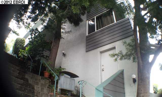 637 VALLE VISTA AVE, OAKLAND, California 94610-1946, ,Comm Ri Multi-units 5+,For Sale,VALLE VISTA AVE,40562297