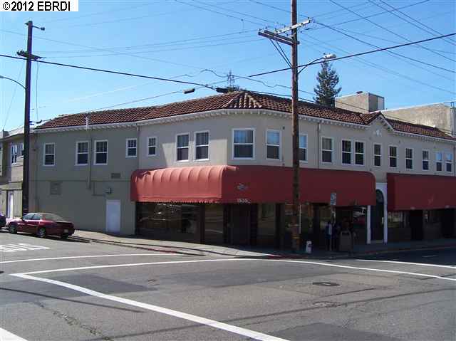 1527 MACARTHUR BLVD, OAKLAND, California 94602-1225, ,Comm Ri Multi-units 5+,For Sale,MACARTHUR BLVD,40563963