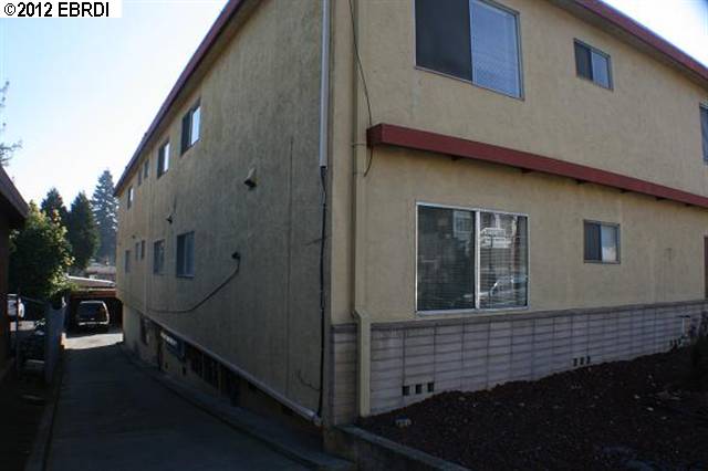 3474 BOSTON AVE, OAKLAND, California 94602-2954, ,Comm Ri Multi-units 5+,For Sale,BOSTON AVE,40564420