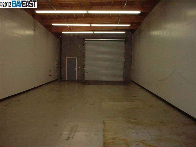 183 CONTRACTORS AVE, LIVERMORE, California 94551-8856, ,Comm Industrial For Lease,For Rent,CONTRACTORS AVE,40937953