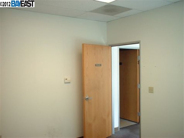 183 CONTRACTORS AVE, LIVERMORE, California 94551-8856, ,Comm Industrial For Lease,For Rent,CONTRACTORS AVE,40937953