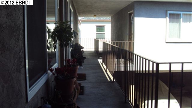423 40th Street, RICHMOND, California 94805, ,Comm Ri Multi-units 5+,For Sale,40th Street,40566424