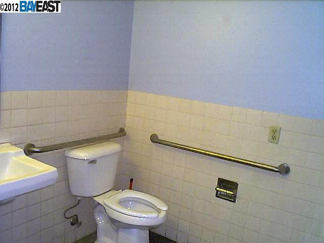 280 FLORESTA BLVD., SAN LEANDRO, California 94578, ,Comm Industrial For Lease,For Rent,FLORESTA BLVD.,40937968