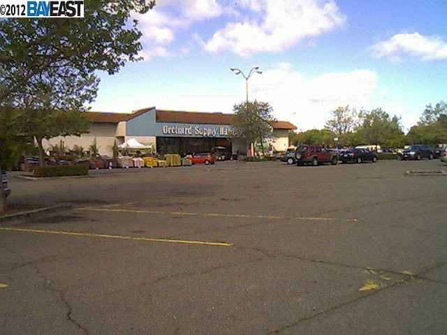 280 FLORESTA BLVD., SAN LEANDRO, California 94578, ,Comm Industrial For Lease,For Rent,FLORESTA BLVD.,40937968