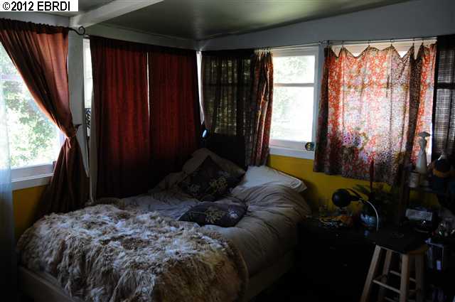 317 Lester Ave., OAKLAND, California 94606-1316, ,Comm Lots And Land,For Sale,Lester Ave.,40934186