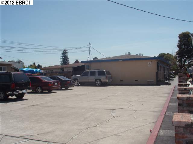 221 Sunset Boulevard, HAYWARD, California 94541, ,Comm Ri Multi-units 5+,For Sale,Sunset Boulevard,40571798