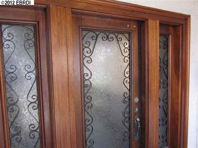 676 ALMA AVE, OAKLAND, California 94610-3837, ,Comm Ri Multi-units 5+,For Sale,ALMA AVE,40572900