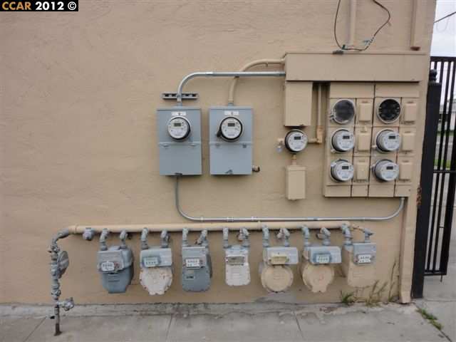 404 16TH ST, RICHMOND, California 94804-2564, ,Comm Ri Multi-units 5+,For Sale,16TH ST,40573720