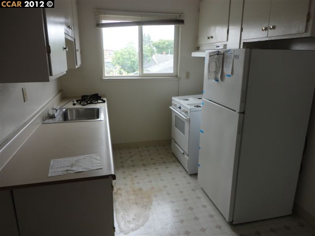 404 16TH ST, RICHMOND, California 94804-2564, ,Comm Ri Multi-units 5+,For Sale,16TH ST,40573720