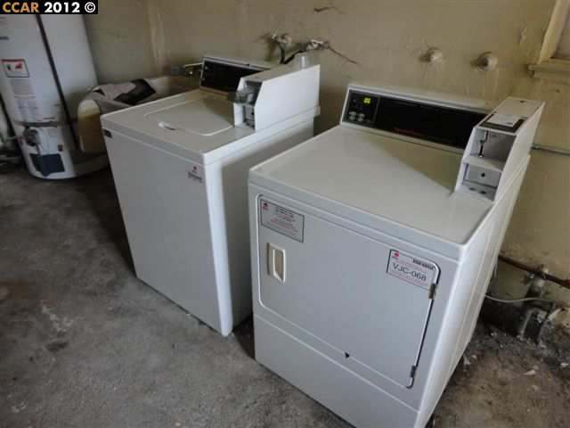 404 16TH ST, RICHMOND, California 94804-2564, ,Comm Ri Multi-units 5+,For Sale,16TH ST,40573720