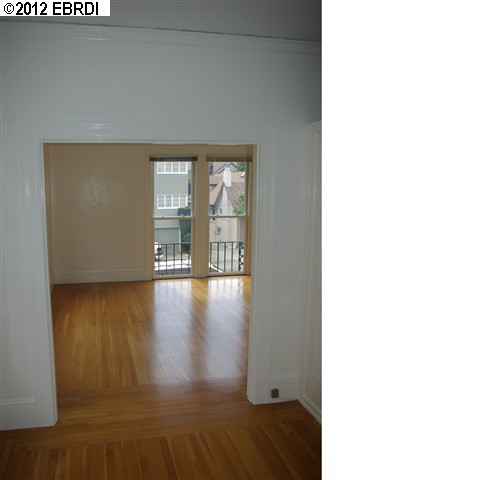 1525 ARCH ST, BERKELEY, California 94708-1828, ,Comm Ri Multi-units 5+,For Sale,ARCH ST,40576254