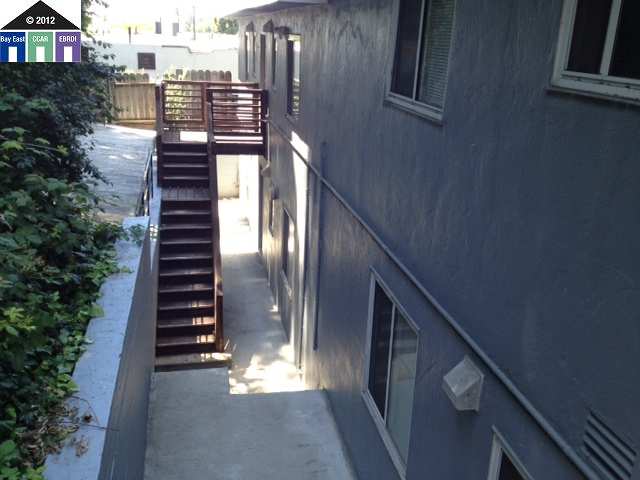 635 MACARTHUR BLVD, OAKLAND, California 94610-3731, ,Comm Ri Multi-units 5+,For Sale,MACARTHUR BLVD,40577759