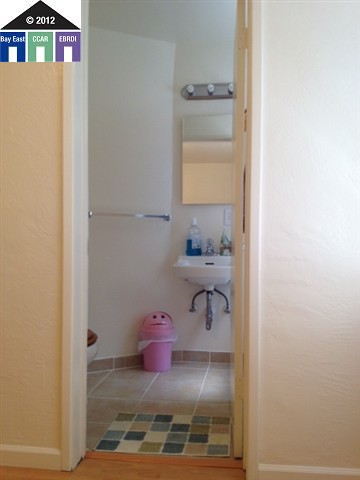 635 MACARTHUR BLVD, OAKLAND, California 94610-3731, ,Comm Ri Multi-units 5+,For Sale,MACARTHUR BLVD,40577759