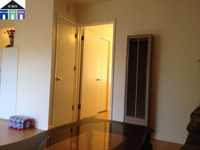 635 MACARTHUR BLVD, OAKLAND, California 94610-3731, ,Comm Ri Multi-units 5+,For Sale,MACARTHUR BLVD,40577759