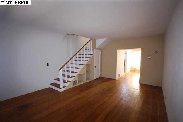 27 HOME PL E, OAKLAND, California 94610-3904, ,Comm Ri Multi-units 5+,For Sale,HOME PL E,40577850