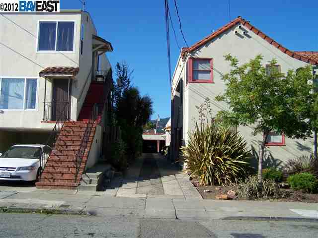 3130 BROOKDALE AVE, OAKLAND, California 94602-3123, ,Comm Ri Multi-units 5+,For Sale,BROOKDALE AVE,40580129