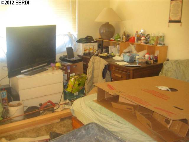 1240 143RD AVE, SAN LEANDRO, California 94578-2722, ,Comm Ri Multi-units 5+,For Sale,143RD AVE,40580254