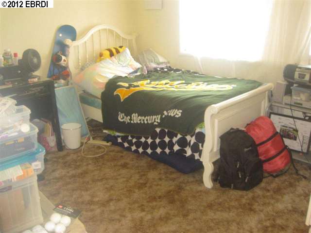 1240 143RD AVE, SAN LEANDRO, California 94578-2722, ,Comm Ri Multi-units 5+,For Sale,143RD AVE,40580254