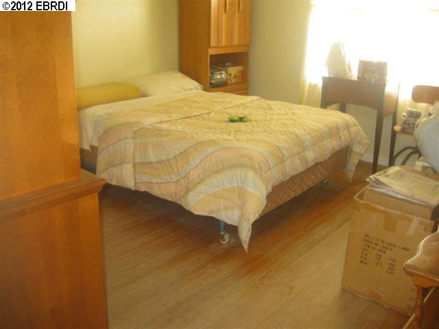 1240 143RD AVE, SAN LEANDRO, California 94578-2722, ,Comm Ri Multi-units 5+,For Sale,143RD AVE,40580254