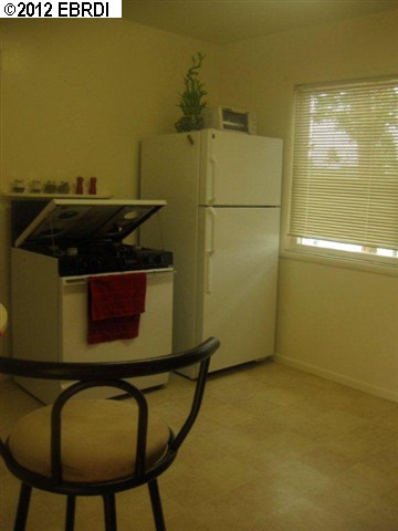1240 143RD AVE, SAN LEANDRO, California 94578-2722, ,Comm Ri Multi-units 5+,For Sale,143RD AVE,40580254