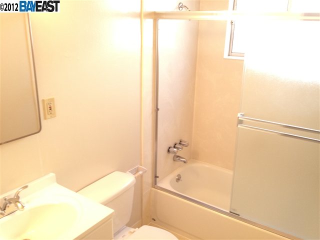 1251 141st Avenue, SAN LEANDRO, California 94578, ,Comm Ri Multi-units 5+,For Sale,141st Avenue,40580366
