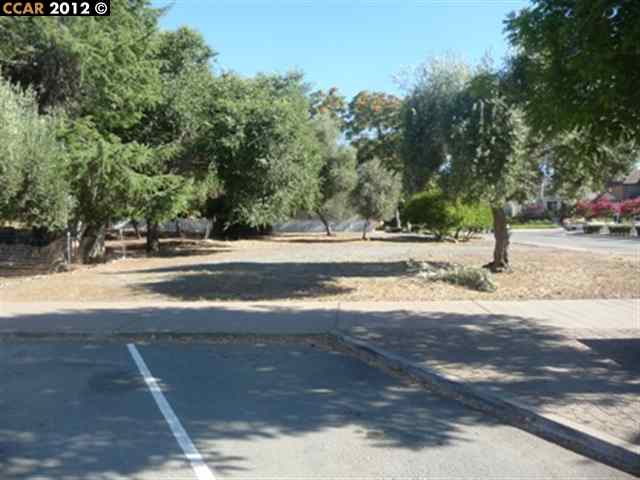 6070 Center, CLAYTON, California 94517, ,Comm Lots And Land,For Sale,Center,40934216