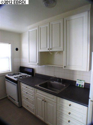 1526 EVERETT ST, ALAMEDA, California 94501-2941, ,Comm Ri Multi-units 5+,For Sale,EVERETT ST,40581698