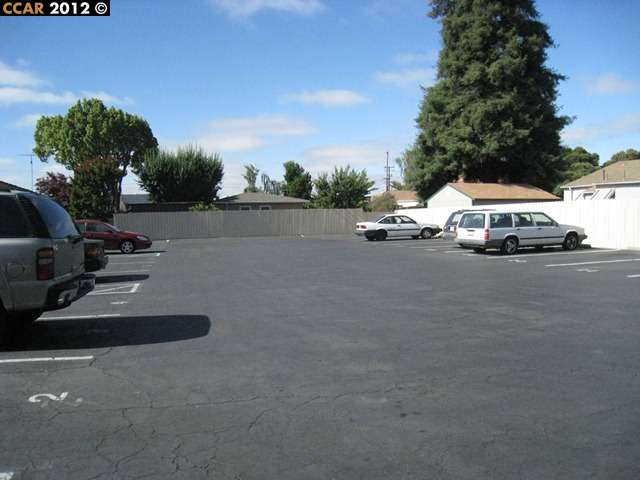 20670 FOREST AVE, CASTRO VALLEY, California 94546-4531, ,Comm Ri Multi-units 5+,For Sale,FOREST AVE,40581957