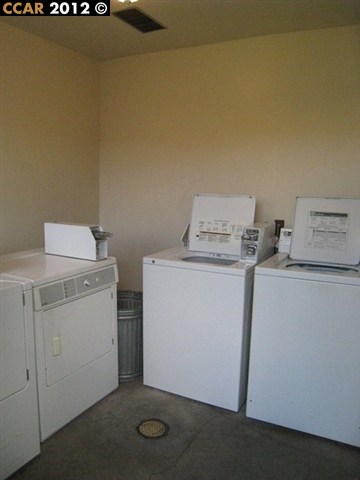 20670 FOREST AVE, CASTRO VALLEY, California 94546-4531, ,Comm Ri Multi-units 5+,For Sale,FOREST AVE,40581957