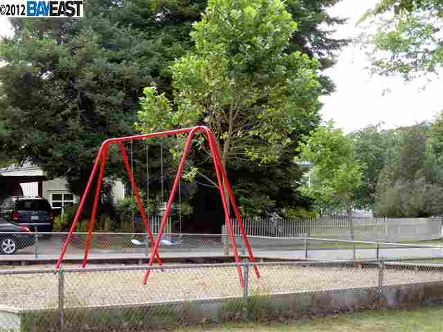 128 19th Street, PACIFIC GROVE, California 93950, ,Comm Ri Multi-units 5+,For Sale,19th Street,40582560