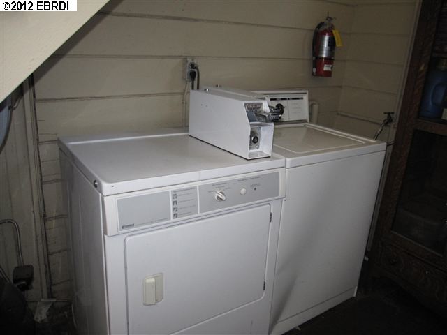 243 Orange St, OAKLAND, California 94610, ,Comm Ri Multi-units 5+,For Sale,Orange St,40582743