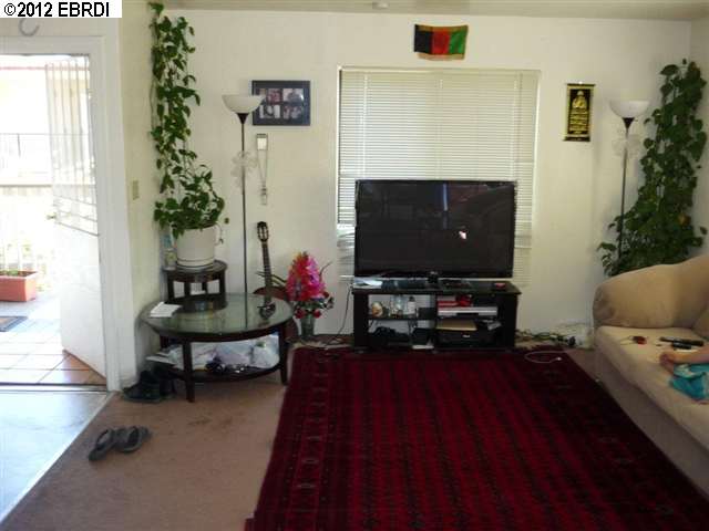 2948 BROOKDALE AVE, OAKLAND, California 94602-2714, ,Comm Ri Multi-units 5+,For Sale,BROOKDALE AVE,40583784