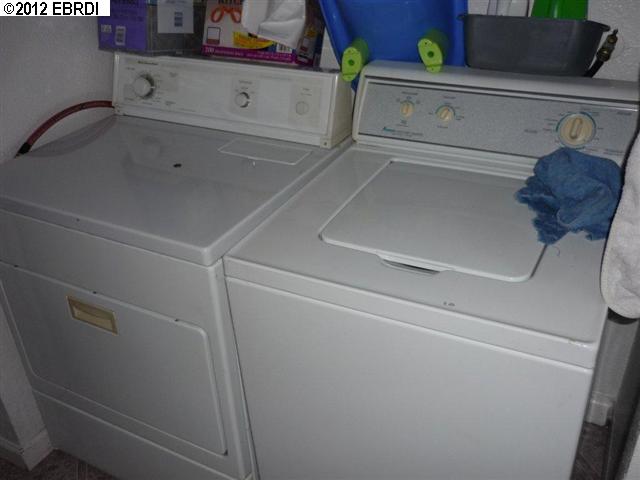 2948 BROOKDALE AVE, OAKLAND, California 94602-2714, ,Comm Ri Multi-units 5+,For Sale,BROOKDALE AVE,40583784